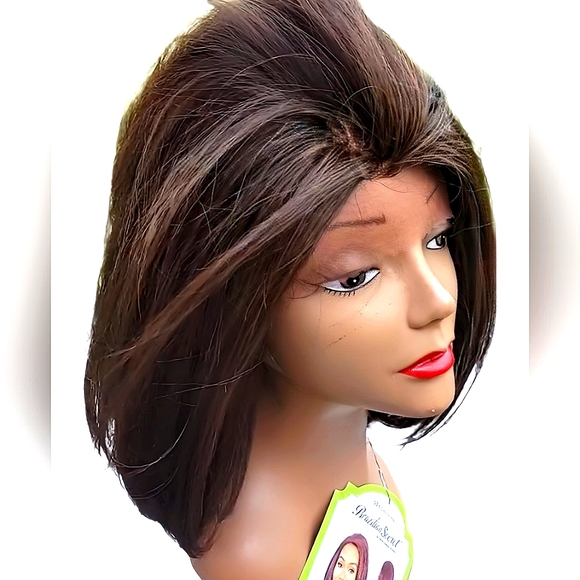 Brazilian Soft Elegant & Natural Human Hair Blend - Brown Lace Front Wig - NWT - Picture 16 of 16